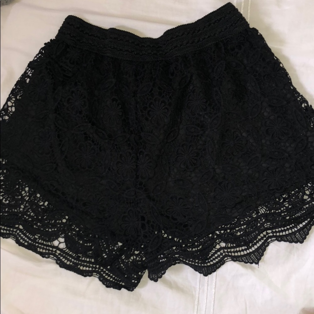 Lacey Black Flowy Shorts